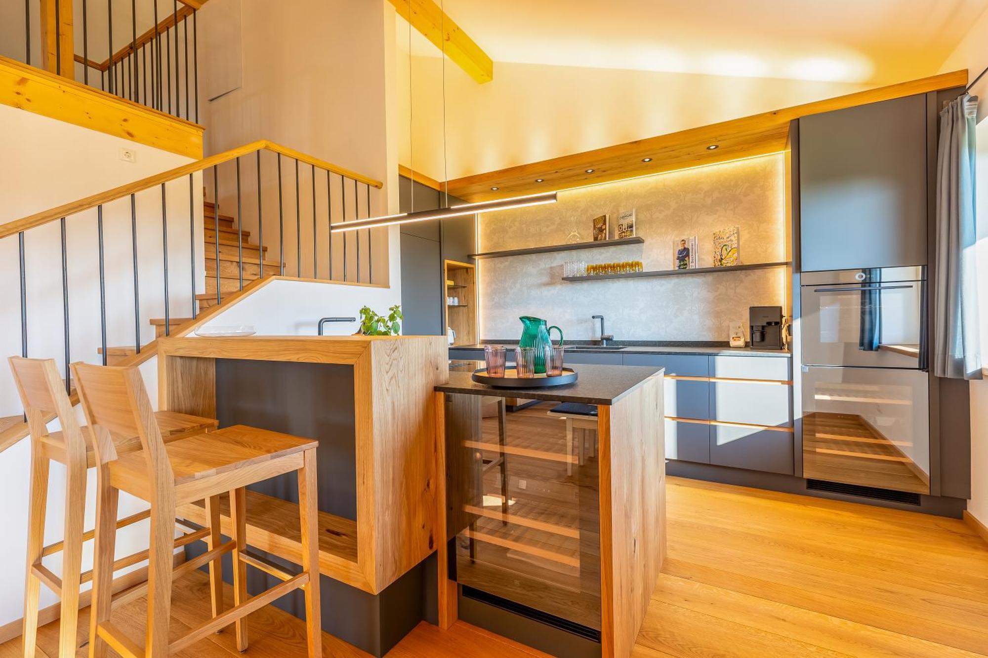 Graf Chiemo Suites - Direkt Am Chiemsee Mit Separatem Seezugang คีมิง ภายนอก รูปภาพ
