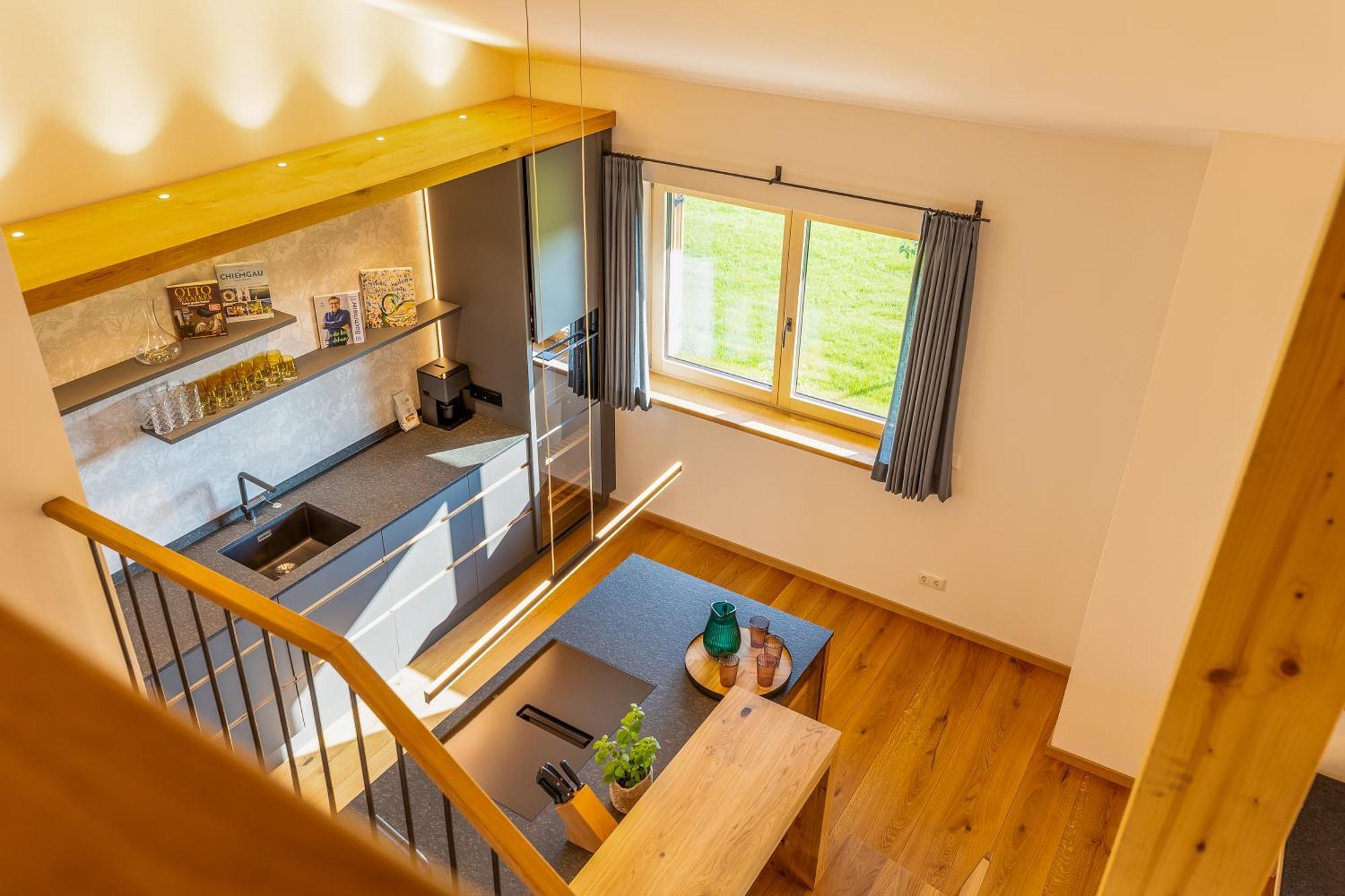 Graf Chiemo Suites - Direkt Am Chiemsee Mit Separatem Seezugang คีมิง ภายนอก รูปภาพ