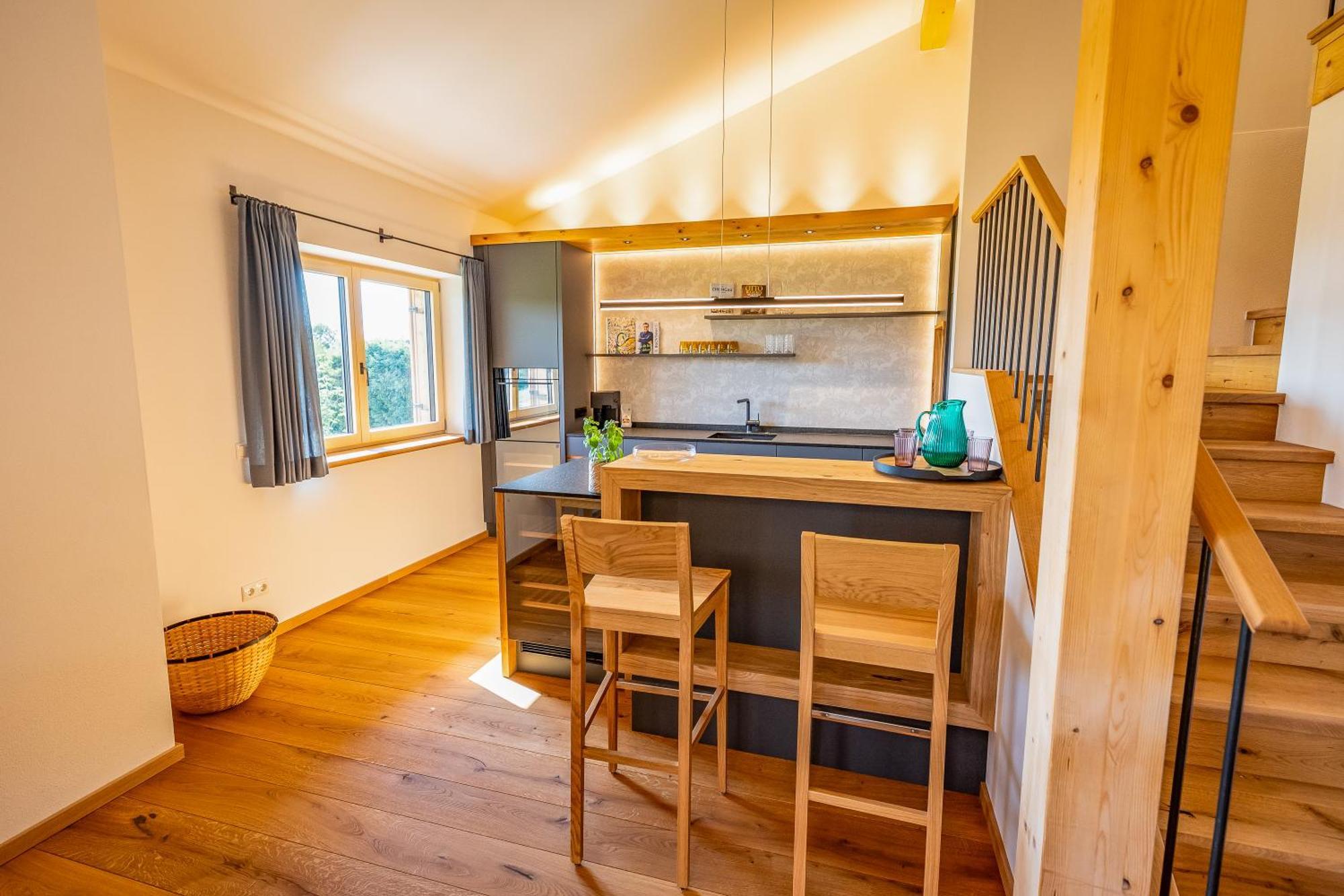 Graf Chiemo Suites - Direkt Am Chiemsee Mit Separatem Seezugang คีมิง ภายนอก รูปภาพ