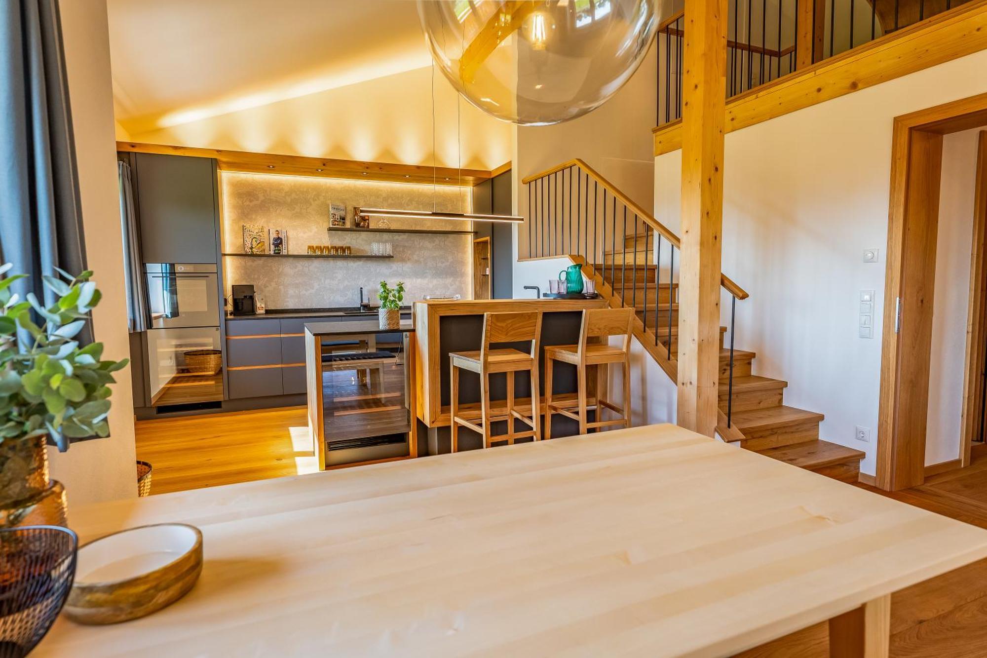Graf Chiemo Suites - Direkt Am Chiemsee Mit Separatem Seezugang คีมิง ภายนอก รูปภาพ